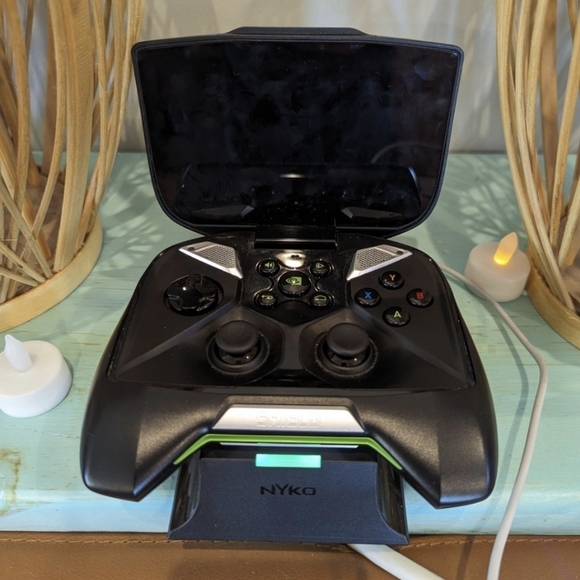 Nividia Shield Portable Systems for gaming + 3 Nyko HDMI TV Charging docks - Picture 6 of 7
